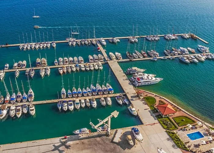 In With Balcony, Air Conditioning Wifi 4328-3 Appartement Trogir